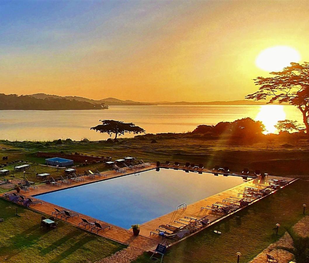 Kaazi Beach Resort Kigo Bagian luar foto